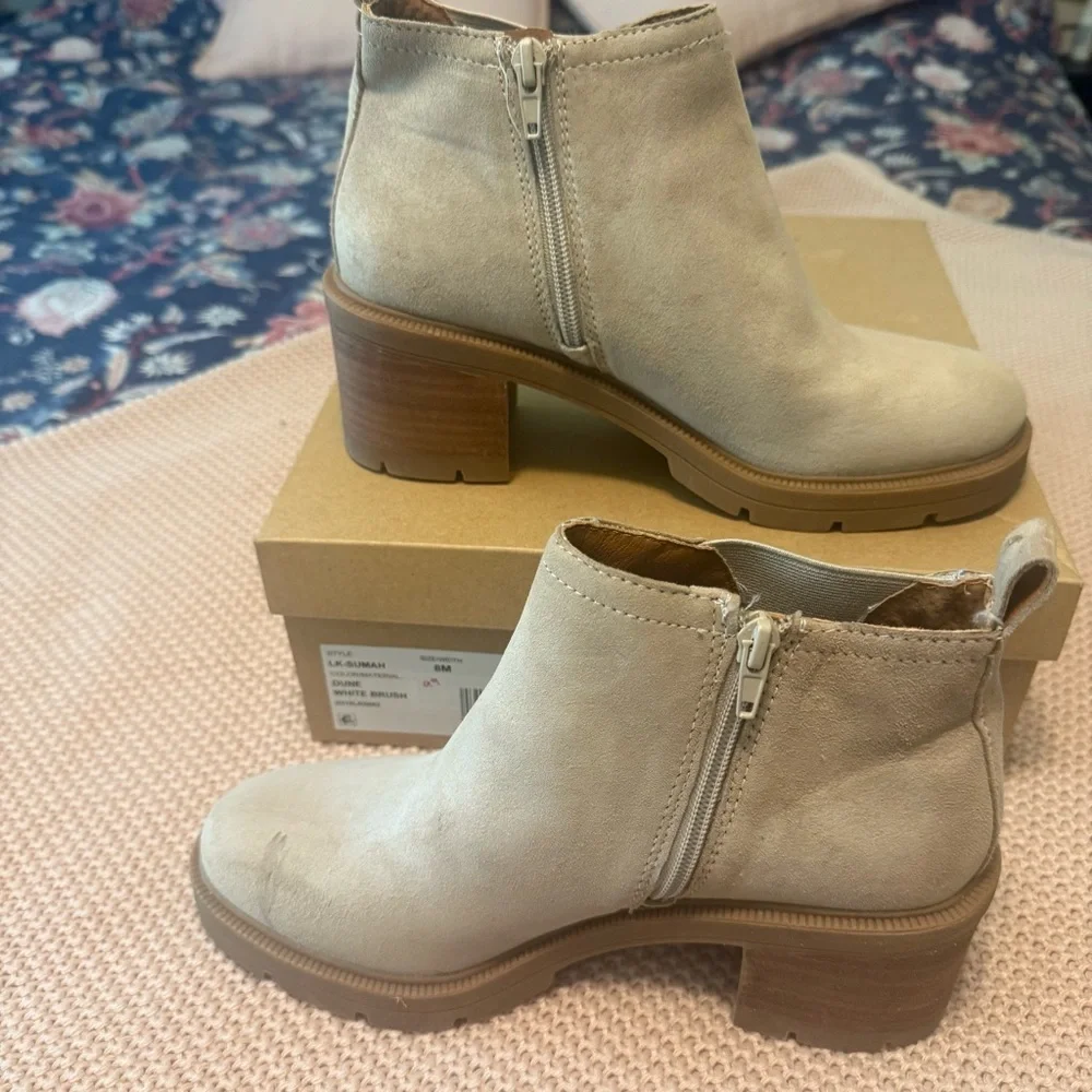 NWT Lucky Brand Sumah Platform Bootie in Dune Suede size 8
